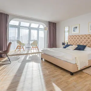 https://apartment-jane-prague.praguehotelsweb.com